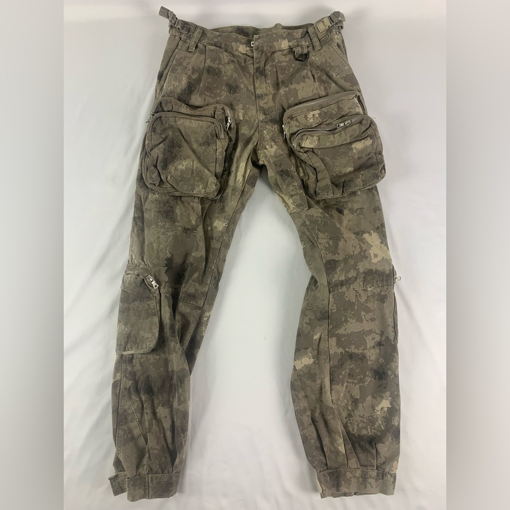 MNML Cargo Pants